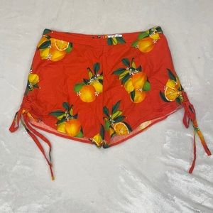 Privacy please orange, lemons shorts.